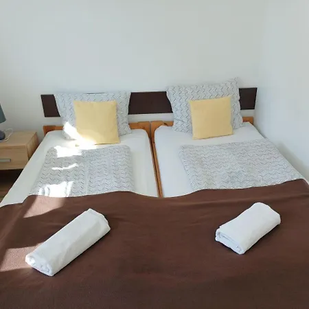 Holiday25 Wellness Apartament